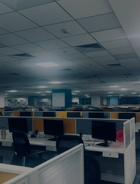 Students learning web development industrial training